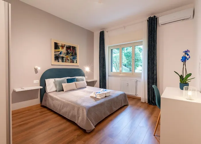 Vatican Oasis - Free Parking, 4-6 Pax, 2 Bedrooms
